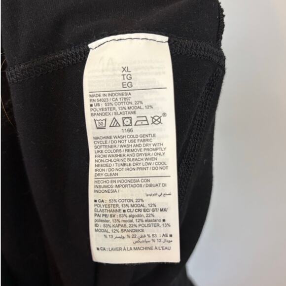 Old Navy Maternity Powerchill 7/8 Length Jumpsuit Bodysuit Size XL - Picture 9 of 9